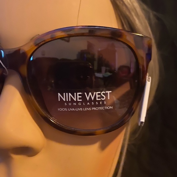 Nine West leopard sunglasses,NWT,props not included - Picture 8 of 16